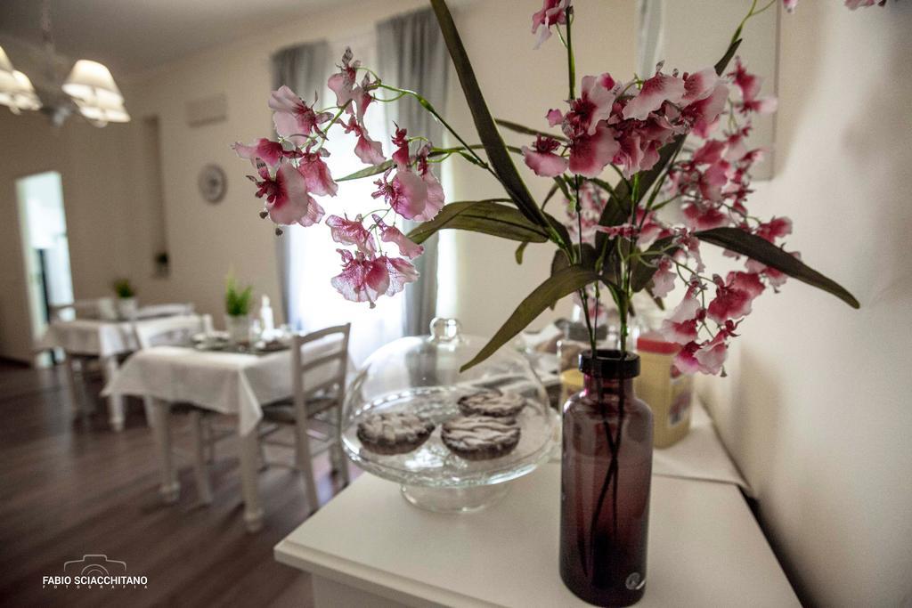 Ciuri Ciuri B&B Palerme Extérieur photo